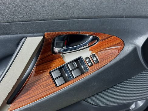 Used 2009 Toyota Camry SE image 18