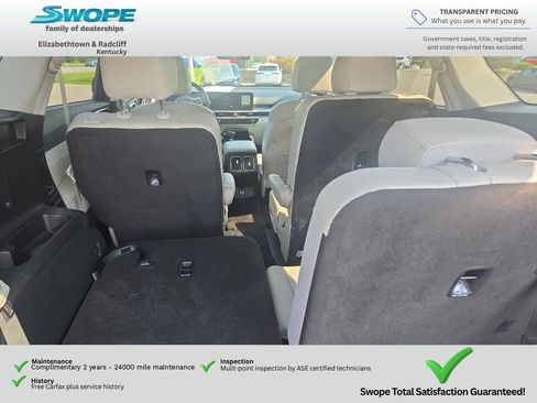 Used 2024 Kia Sorento EX FWD image 13