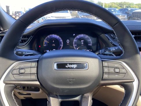 New 2027 Jeep Grand Cherokee L Limited AWD/4WD image 15