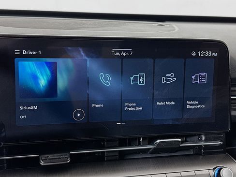 Certified 2025 Hyundai Kona SEL AWD/4WD image 14