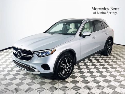 Used 2026 Mercedes-Benz GLC 300 4MATIC image 3