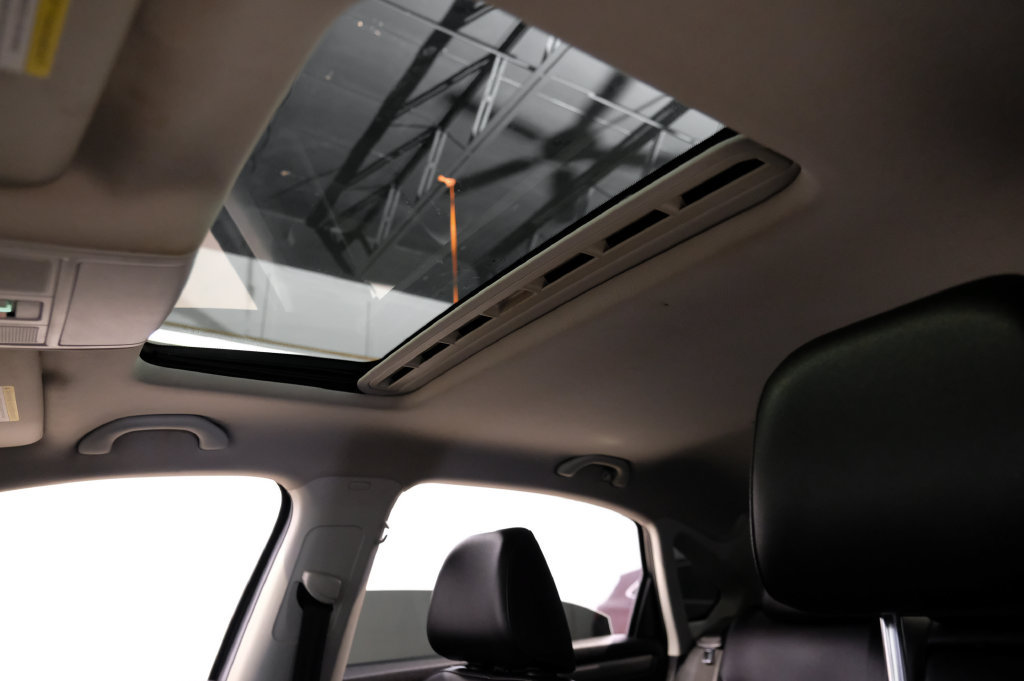 Used 2022 Volkswagen Passat 2.0T SE FWD image 5
