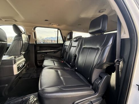 Used 2024 Ford Expedition Max XLT image 25