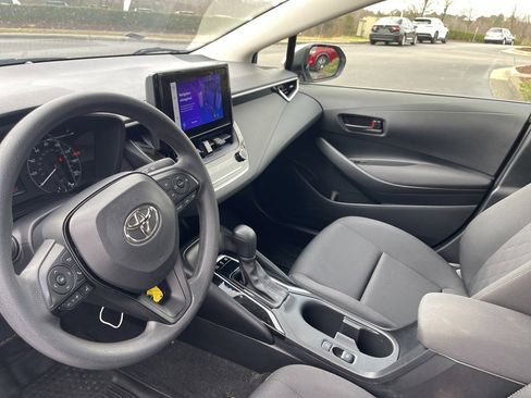 Used 2024 Toyota Corolla LE image 8