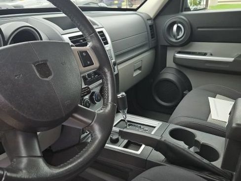 Used 2010 Dodge Nitro Detonator AWD/4WD image 14