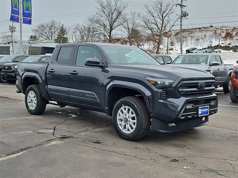 New 2026 Toyota Tacoma SR5 image 3