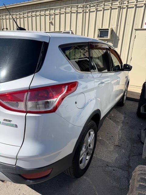 Used 2014 Ford Escape SE FWD image 4