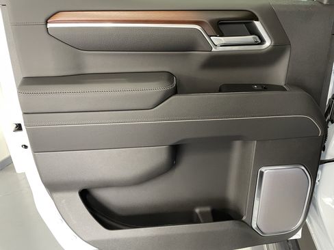 New 2026 GMC Sierra 1500 Denali image 8