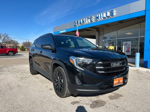 Used 2020 GMC Terrain SLE w/ Driver Convenience Package image 1