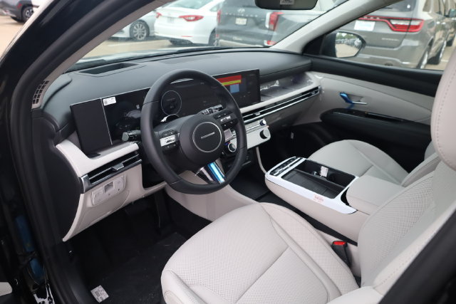 New 2026 Hyundai Tucson Limited AWD/4WD image 10