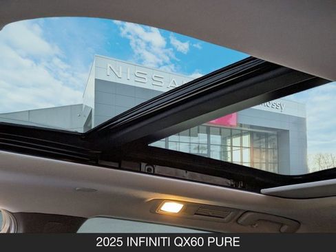 Certified 2025 INFINITI QX60 Pure image 23