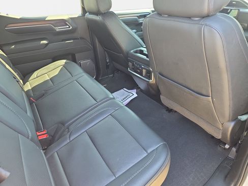 Used 2024 GMC Sierra 1500 Denali w/ Denali Reserve Package AWD/4WD image 11