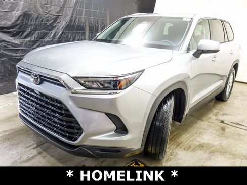 Certified 2025 Toyota Grand Highlander AWD image 4