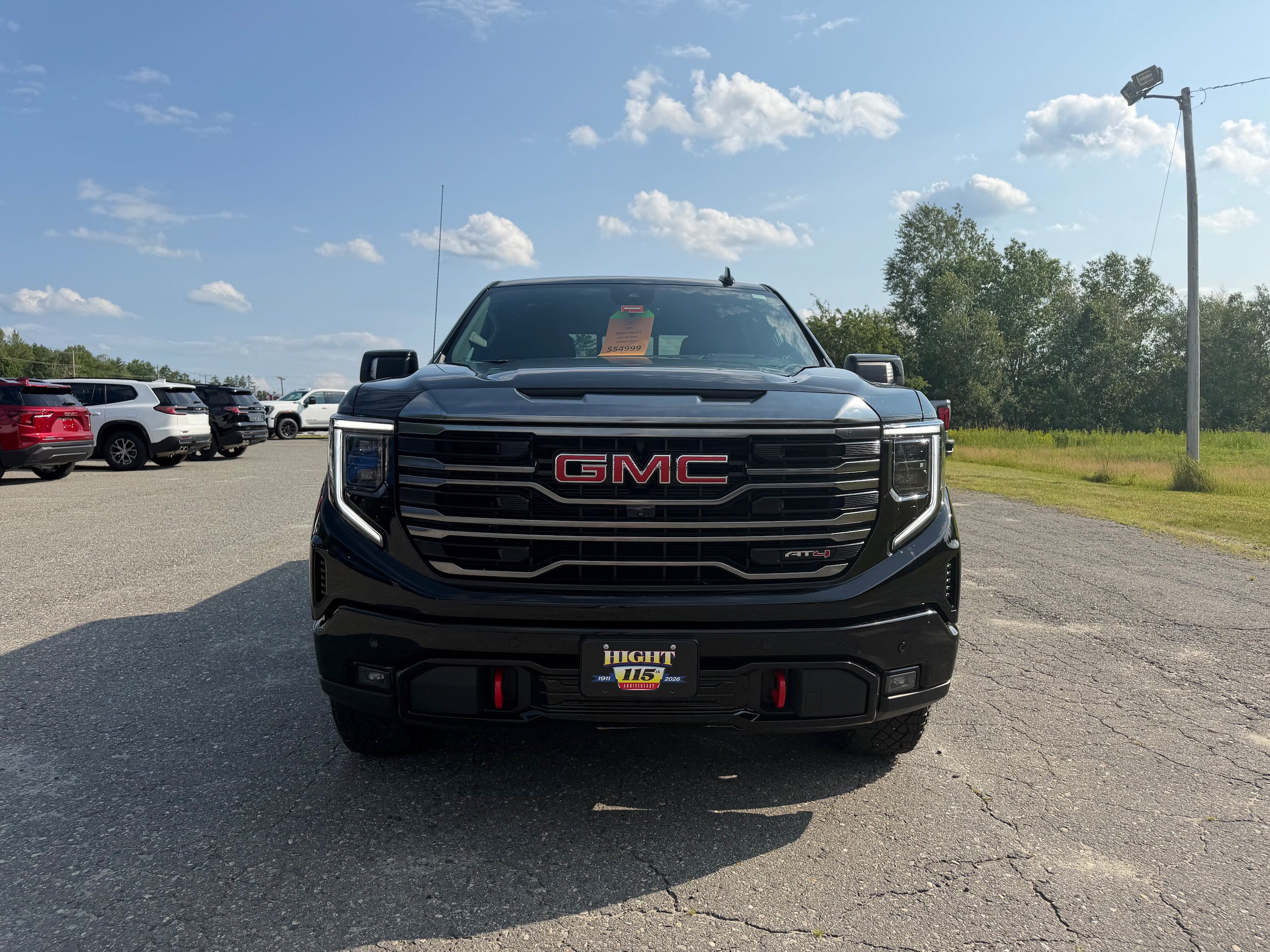 Used 2023 GMC Sierra 1500 AT4 w/ Technology Package AWD/4WD image 9
