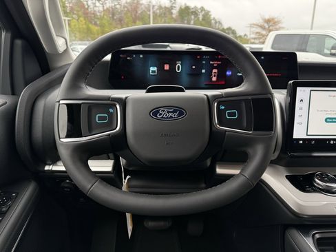 New 2026 Ford Expedition Max Active image 14