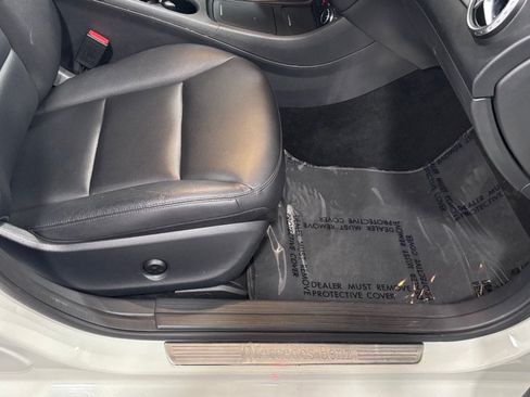 Used 2015 Mercedes-Benz GLA 250 4MATIC image 18