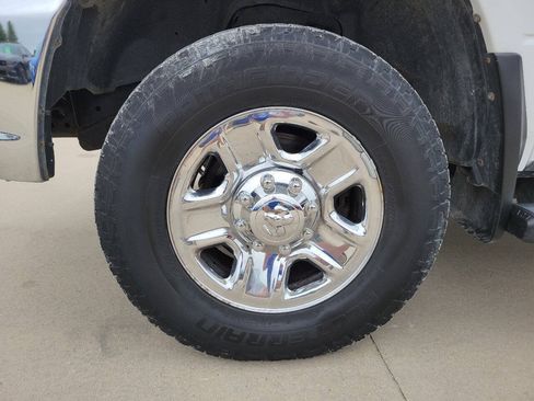 Used 2017 RAM 3500 Tradesman w/ Chrome Appearance Group AWD/4WD image 21