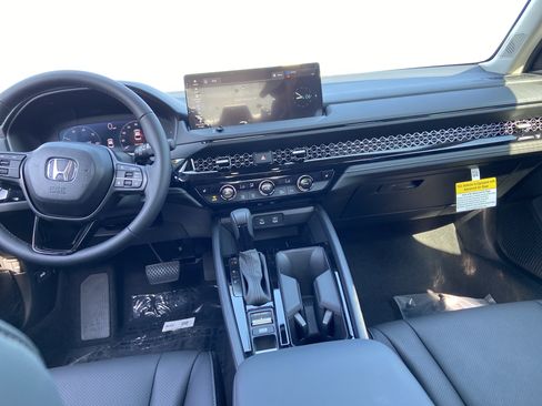 New 2026 Honda Accord EX-L image 19