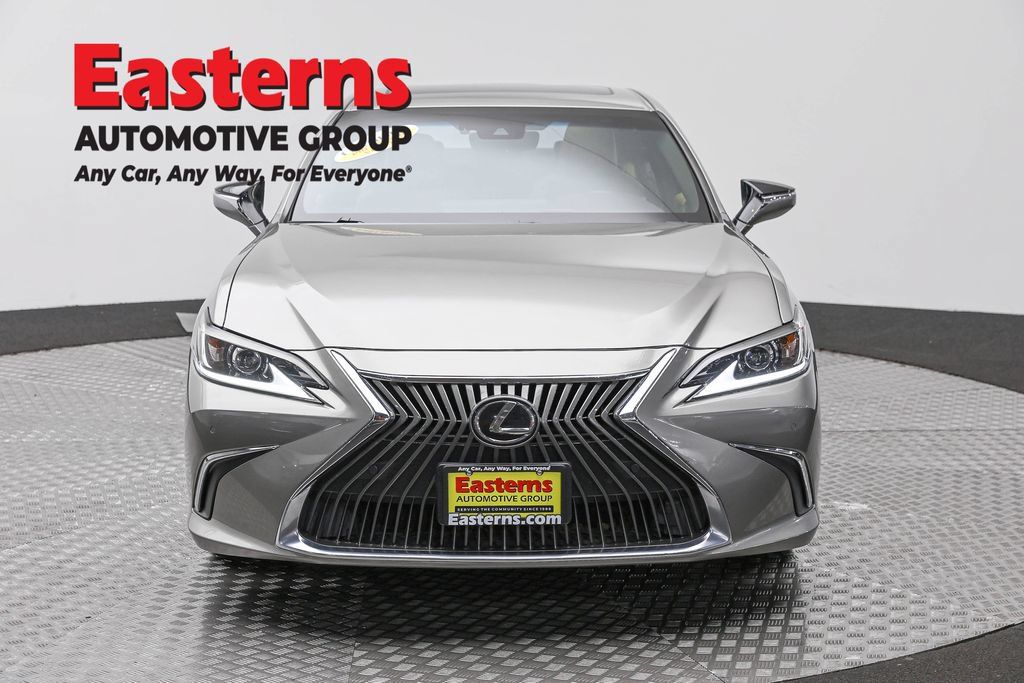 Used 2021 Lexus ES 350 w/ Premium Package FWD image 2