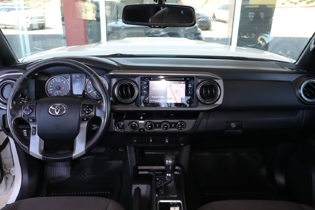 Used 2017 Toyota Tacoma TRD Sport w/ Tow Package (A/T) AWD/4WD image 21