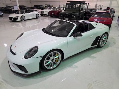 Used 2019 Porsche 911 Speedster RWD image 76