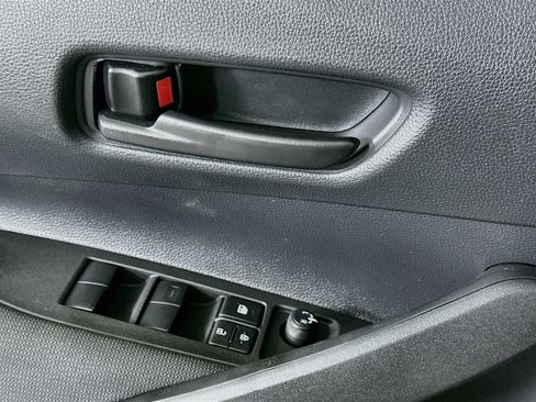 Used 2025 Toyota Corolla LE FWD image 15