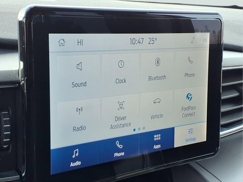 Used 2023 Ford Explorer XLT w/ Equipment Group 202A image 18