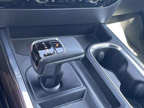 Used 2022 Chevrolet Silverado 1500 LT Trail Boss w/ LT Trail Boss Premium Package image 28