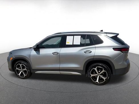 Used 2026 Volkswagen Tiguan SE AWD/4WD image 9