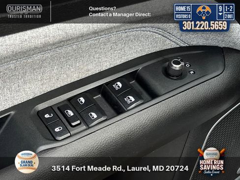 Used 2025 Jeep Compass Latitude w/ Sun & Sound Group image 8