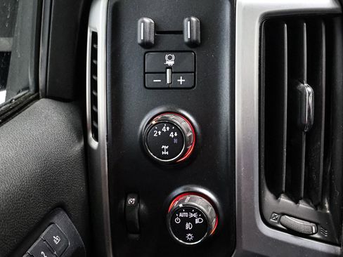 Used 2015 GMC Sierra 2500 SLT image 32