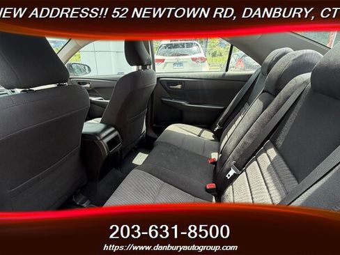 Used 2016 Toyota Camry LE FWD image 23