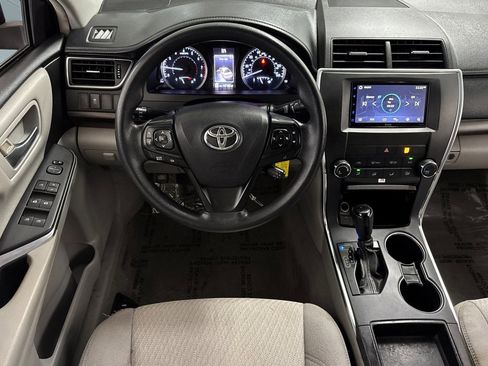 Used 2016 Toyota Camry LE image 26