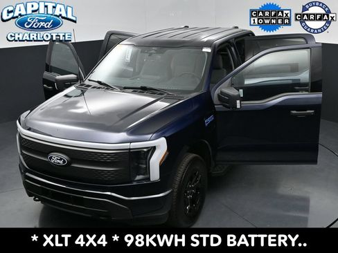 Used 2025 Ford F150 Lightning XLT AWD/4WD image 36