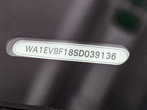 Used 2025 Audi Q8 Premium Plus w/ Premium Plus Package image 26