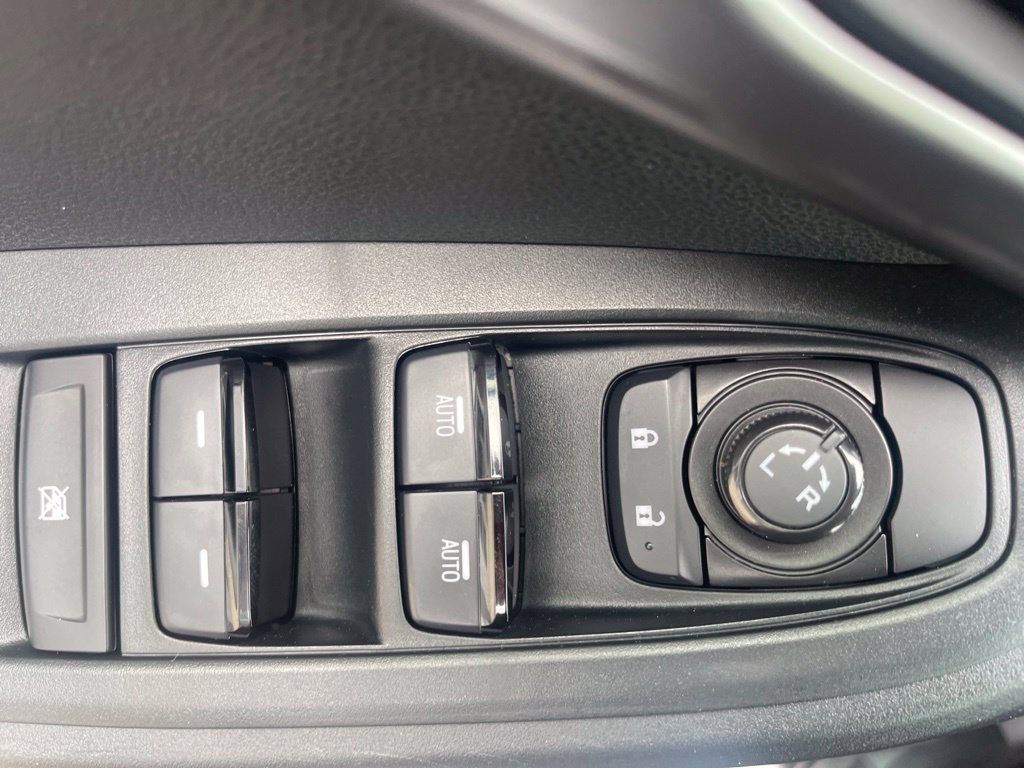 Used 2025 Subaru Impreza 2.0i AWD/4WD image 18