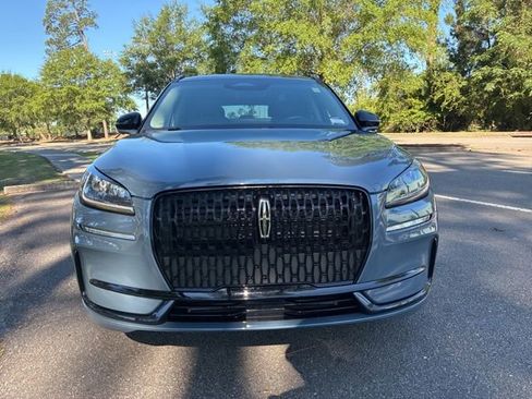 Certified 2025 Lincoln Corsair FWD w/ Equipment Group 101A image 8