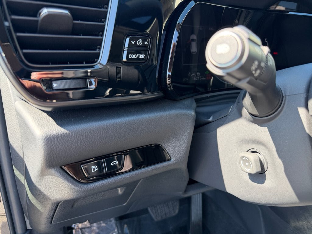 Used 2024 Lexus NX 350h AWD image 19