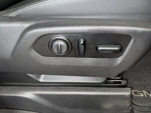 Certified 2021 GMC Sierra 3500 Denali w/ Denali Ultimate Package image 38