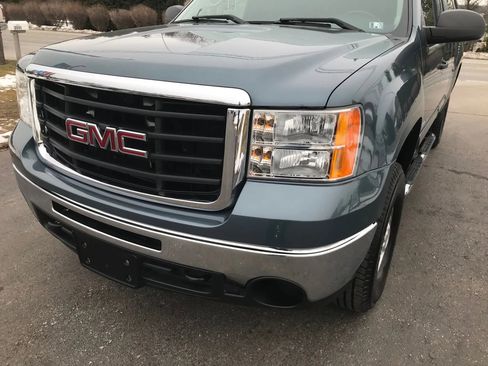 Used 2010 GMC Sierra 2500 SLE image 52