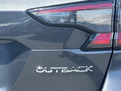 Used 2022 Subaru Outback Premium AWD/4WD image 33