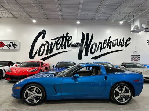 Used 2010 Chevrolet Corvette Coupe w/ Preferred Equipment Group image 2