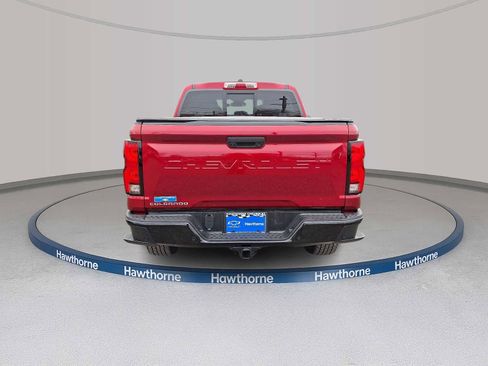 Used 2023 Chevrolet Colorado Z71 w/ Z71 Convenience Package 2 image 5