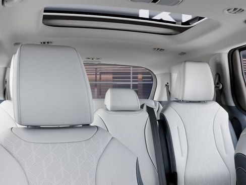 New 2026 Kia Carnival SX FWD image 33
