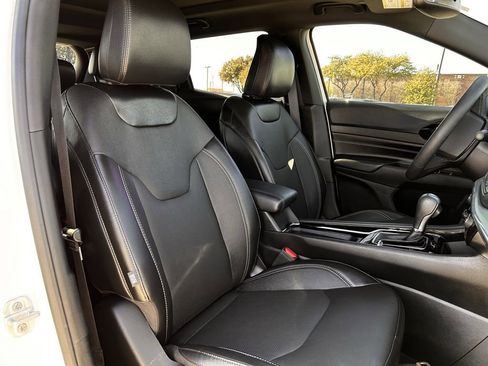 Used 2023 Jeep Compass High Altitude image 29