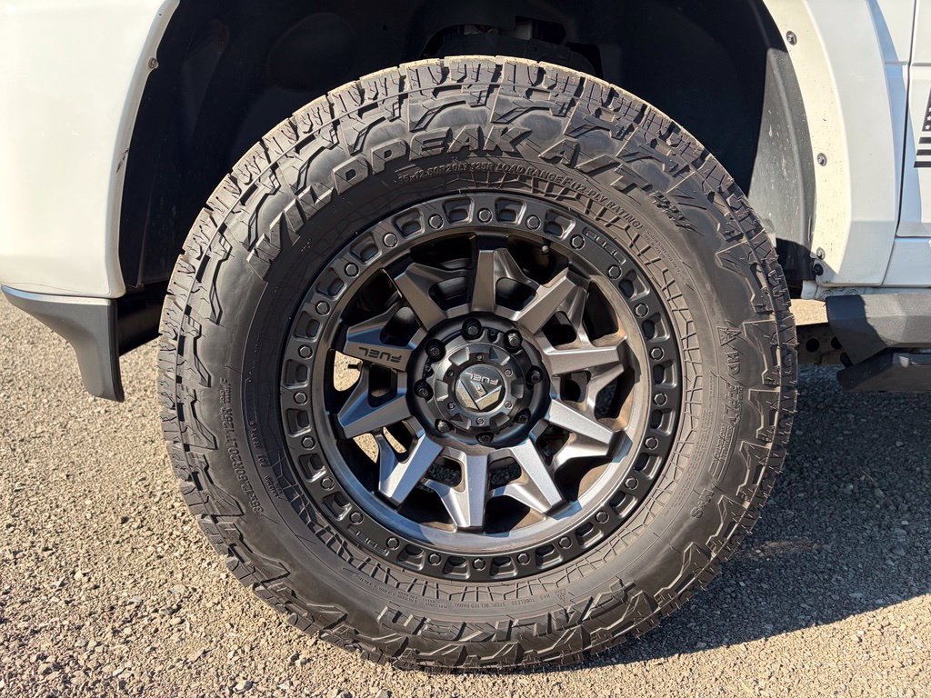 Used 2021 RAM 2500 Laramie w/ Night Edition AWD/4WD image 6