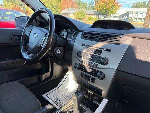 Used 2008 Ford Focus SE image 19