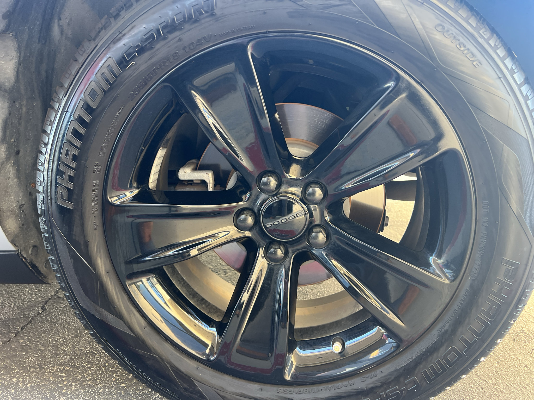 Used 2020 Dodge Challenger SXT RWD image 9