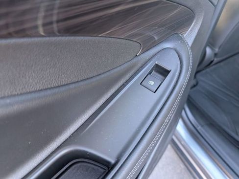 Used 2019 Buick Envision Essence image 11