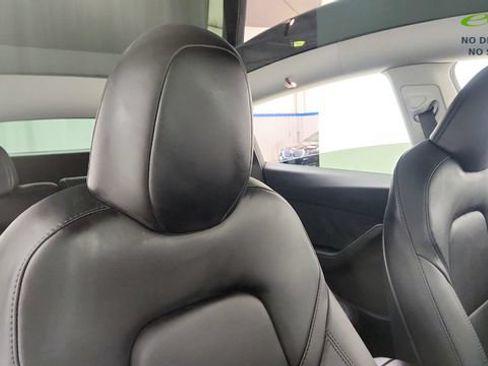 Used 2023 Tesla Model Y Performance AWD/4WD image 34